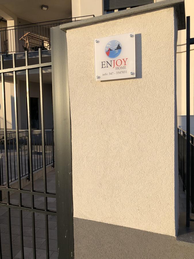 Enjoy Home Aci Trezza Exterior photo